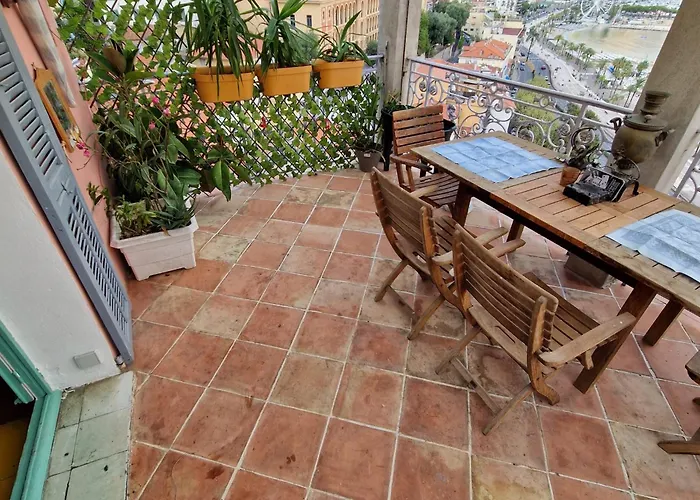 Le Coeur De La Vieille בית נופש מנטון