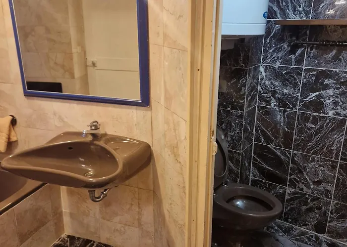 Le Coeur De La Vieille מנטון