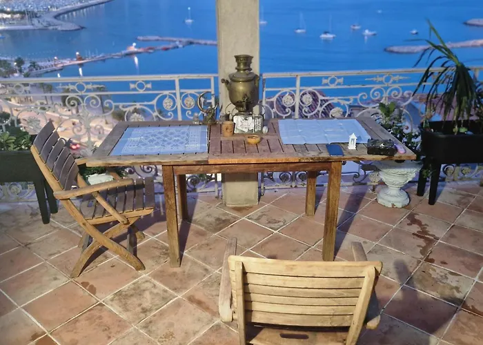 Le Coeur De La Vieille 別荘 マントン