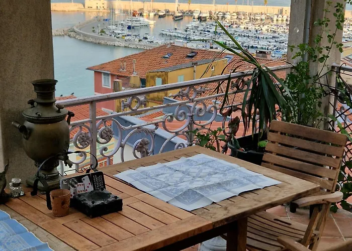 Le Coeur De La Vieille מנטון